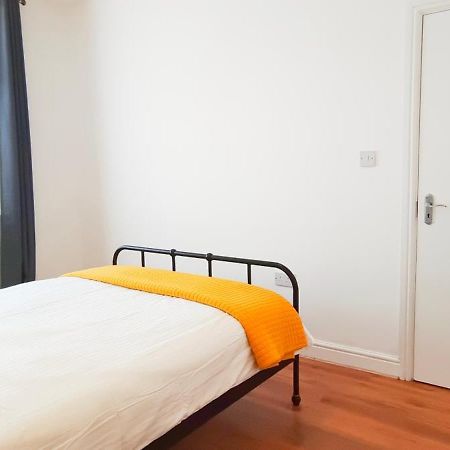 伦敦Acacia Flat 189 In Wembley公寓 外观 照片