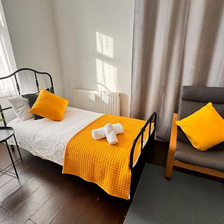 伦敦Acacia Flat 189 In Wembley公寓 外观 照片