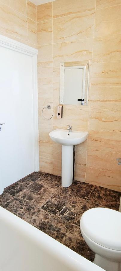 伦敦Acacia Flat 189 In Wembley公寓 外观 照片